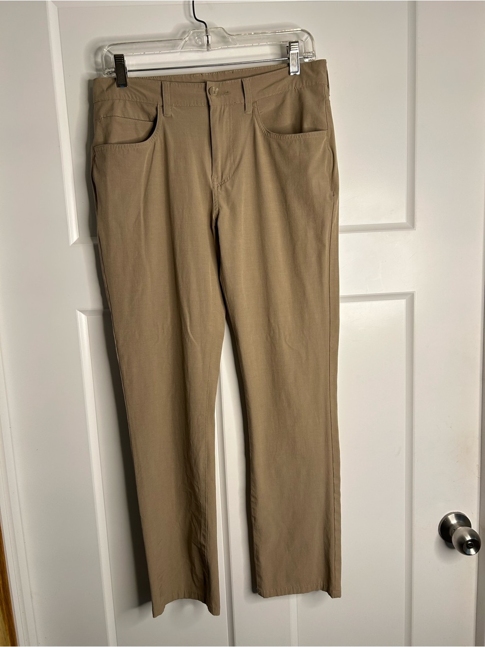 Callaway Men’s 30x30 Golf Pants Beige Active 3425